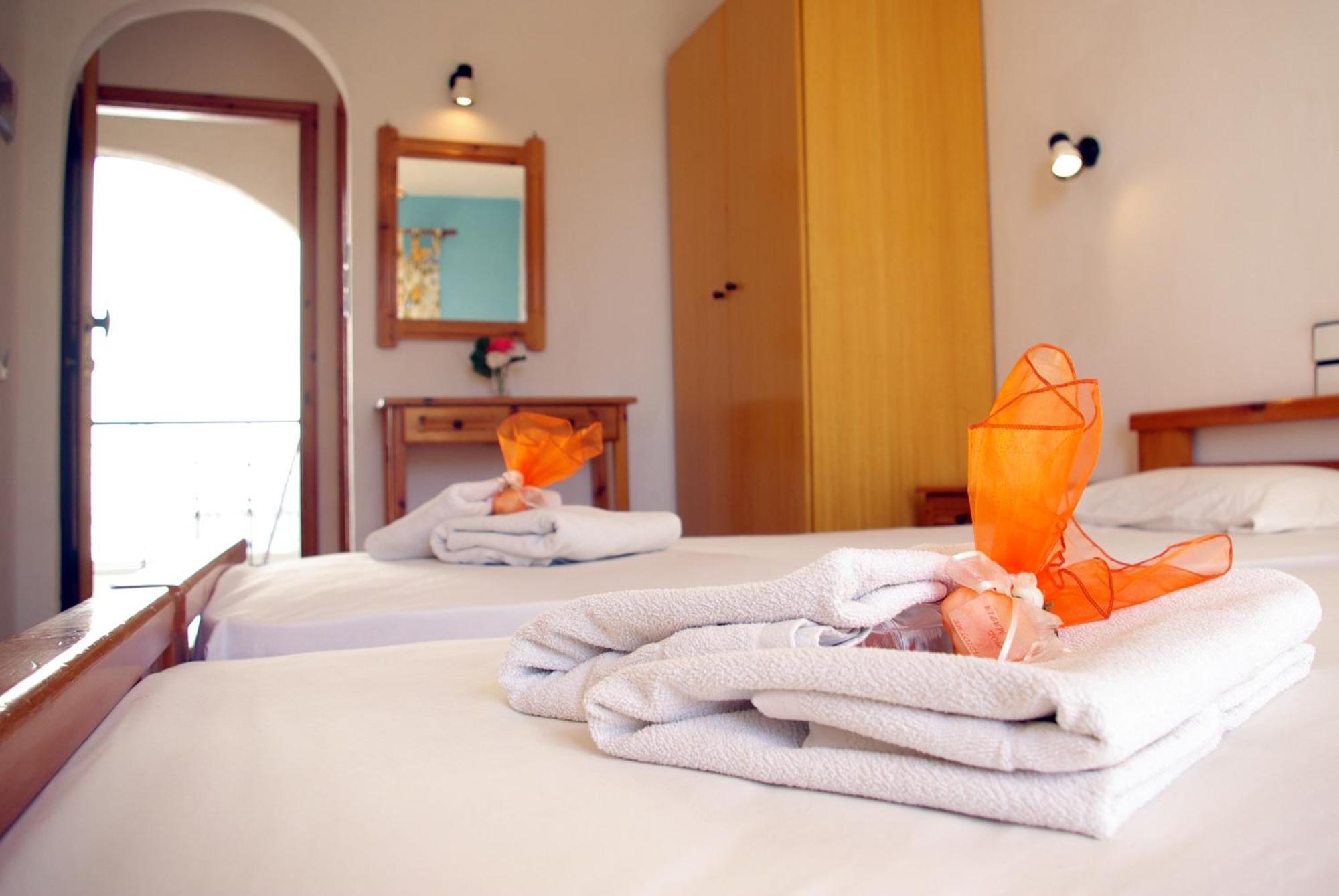 Ostria Hotel Agia Galini Екстериор снимка