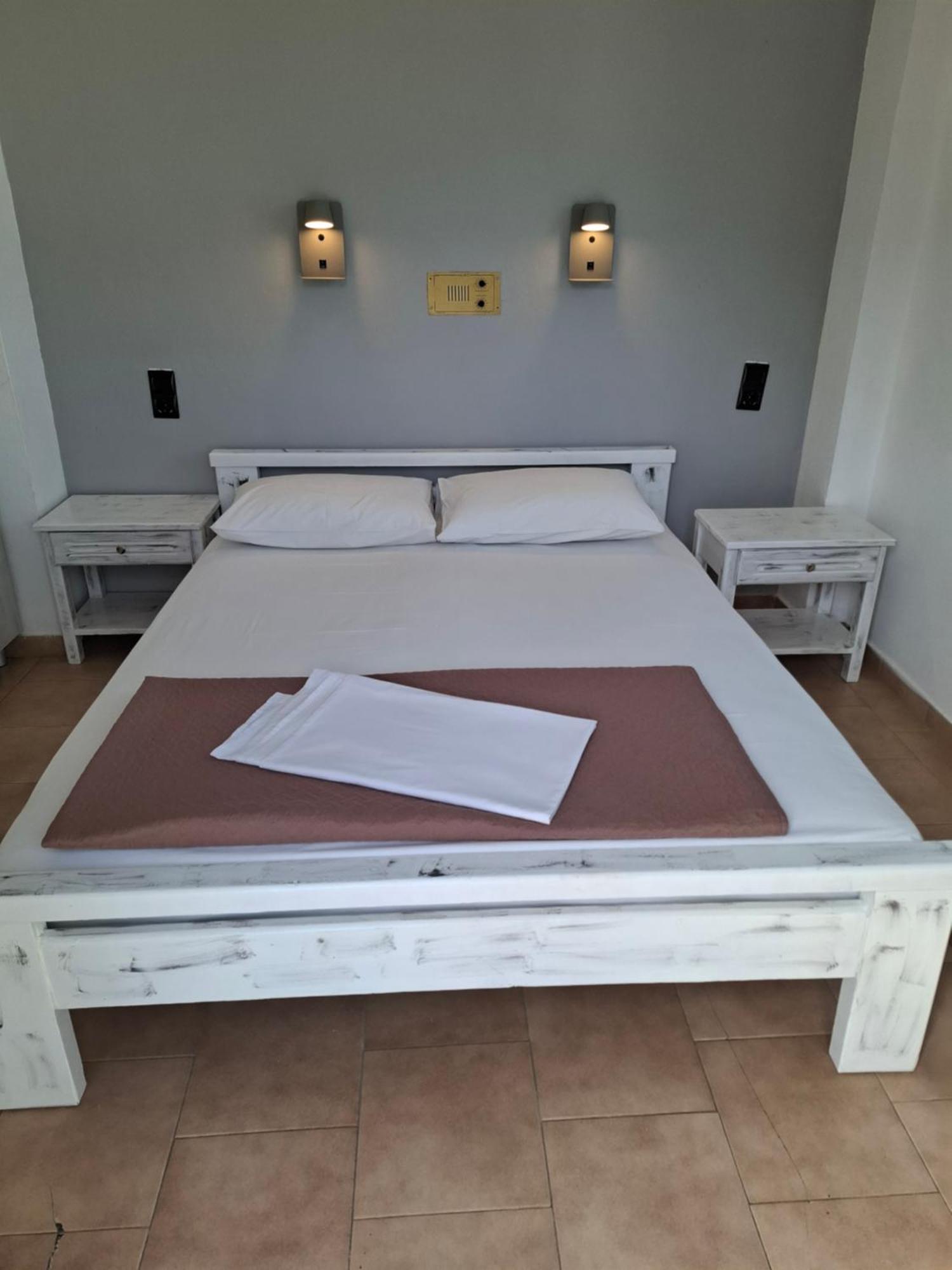 Ostria Hotel Agia Galini Екстериор снимка
