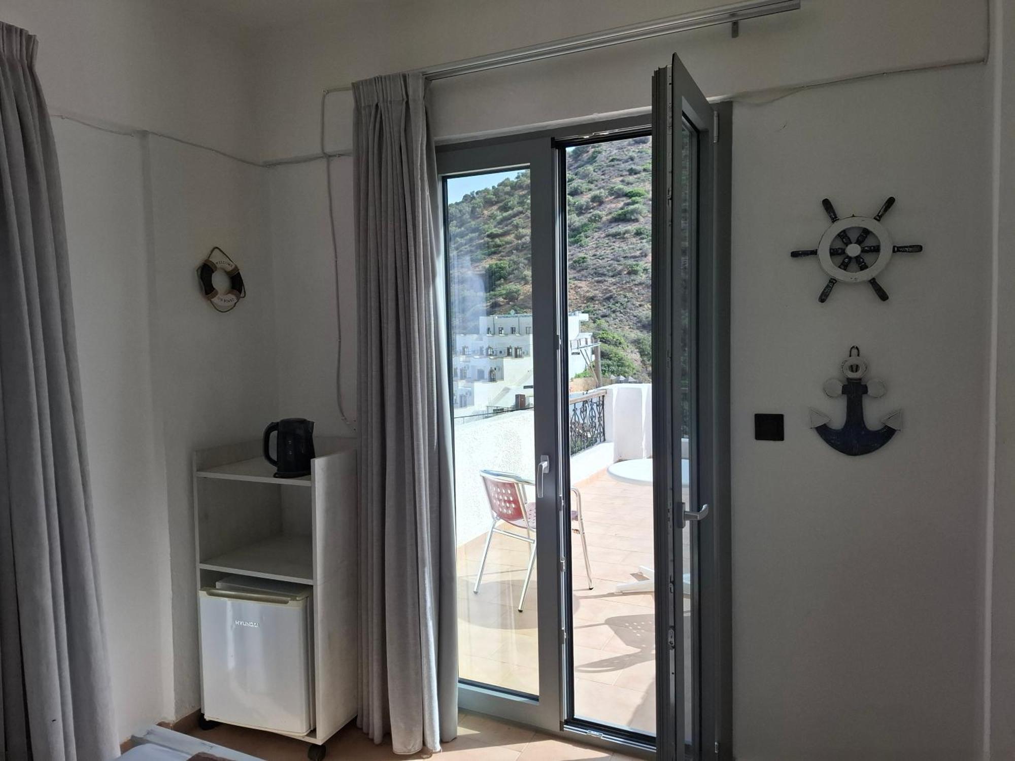 Ostria Hotel Agia Galini Екстериор снимка